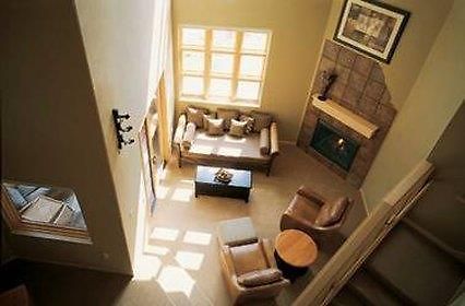 Sundara Inn And Spa Lake Delton Interior photo